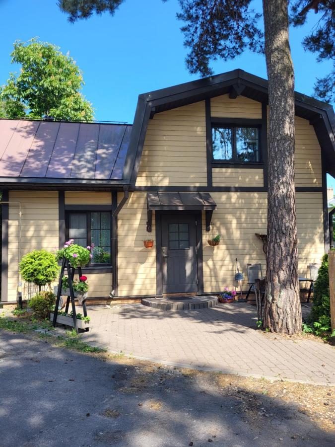 Classic Apartment Jūrkalne エクステリア 写真
